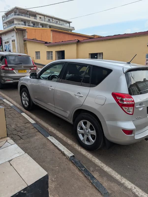 Toyota RAV4 2010 — car rental & hire in Kigali Rwanda